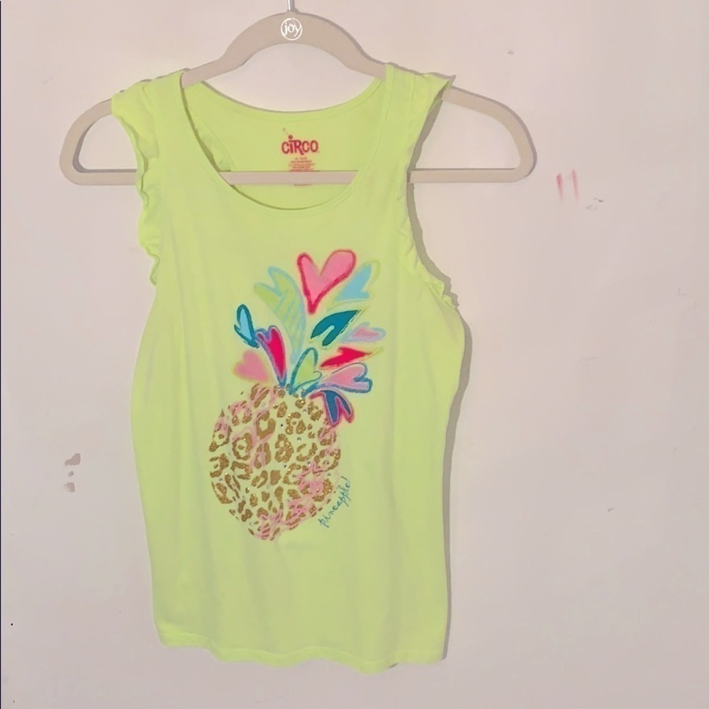 Yellow tank top by Circo with a colored pi…